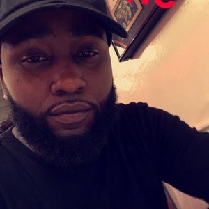 Meet your Posher, Dee